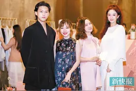 CHENG 轻盈摩登古典风图片