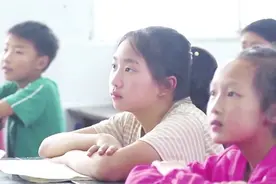 唐果：“孝星”女孩逐梦前行相关新闻图片