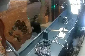 不能让爸爸带娃，宁波男子带着5岁儿子去KTV喝了一夜酒，早上7点醉醺醺只身回家：啊，儿子丢了图片