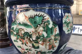 跳蚤市场的情谊图片