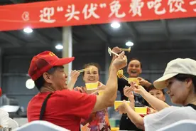 头伏饺子二伏面 ，今天入伏你吃饺子了吗？这里免费图片