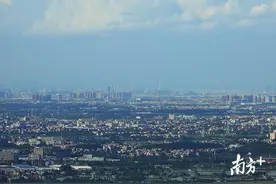 时隔六年，又在鹤山拍到广州塔！这次很清晰图片