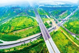 东西南北变通途 条条大路连绿城——郑州公路事业发展开创新局面图片