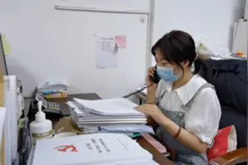 走进北京高院立案庭，看疫情期间干警们的工作日常视频封面