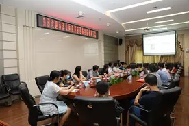 广西壮族自治区南溪山医院总会计师梁宇晖一行莅临我院参观交流图片