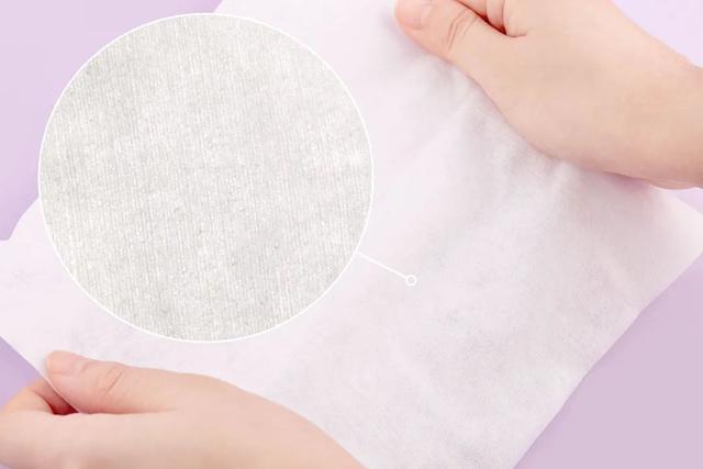 易出油的闷热夏季，该如何好好洗脸？