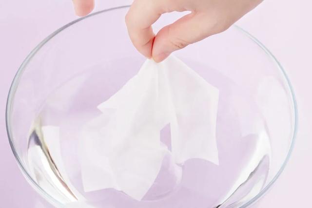 易出油的闷热夏季，该如何好好洗脸？