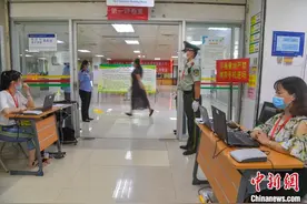 海南高考评卷进度过半 27日本科提前批填报志愿图片