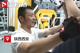 励志！双腿截肢小伙成为健身教练，网友：我还有啥理由不努力呢？图片