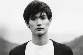 日本男星三浦春马自杀身亡，曾与周杰伦MV女主交往图片