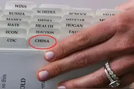 她的神秘文件夹，一眼看到“CHINA”图片