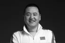 悲痛！叶诗文徐嘉余恩师、泳坛功勋教练徐国义因病去世，享年50岁图片