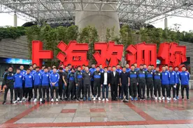 申花新赛季一线队28人名单确定：高迪和陈钊落选，于汉超在列图片