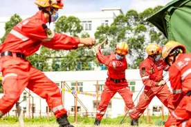 武警警官学院训练基地开展应急救援综合演练图片