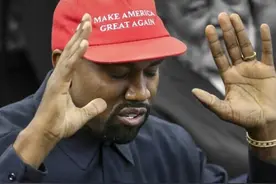 “侃爷”在首场竞选集会上大哭：我差点杀了我女儿图片