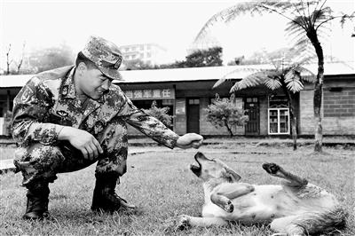 每一句歌词都在路上