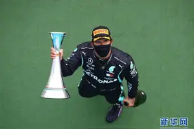 F1匈牙利站：汉密尔顿夺冠图片