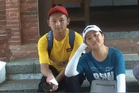 “妈妈比较重要”！15岁男生放弃中考，背后原因感动所有人图片