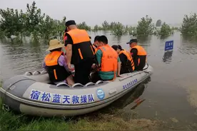 安徽宿松：民间救援队在抗洪中发挥重要作用图片