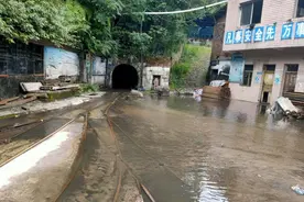 网传四川大竹观音煤矿发生“涌水事故”因暴雨提早撤离无人员伤亡图片