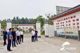 济宁曲阜市委常委 、宣传部长王磊到王庄镇督导检查创城工作图片