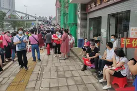 冲吧，少年！武汉7.2万考生迎来“迟到”的中考图片