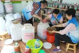 大热天的小区垃圾箱房居然不臭！上海这些小区有自制“神器”图片