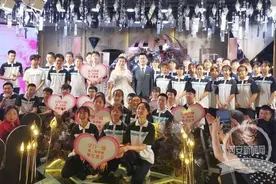 中考结束当天 西安40多名考生奔赴班主任婚礼现场图片