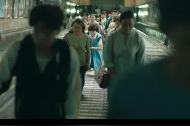 快来打卡“易烊千玺同款”街头，影视爆款里的“成渝CP”爱了爱了图片