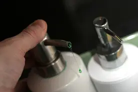 抗屑洗发产品大不同！药师解析4类成分：厘清病因再选用图片