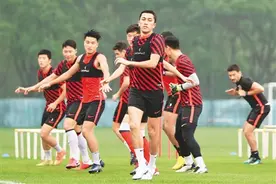 揭幕战周末上演 双赛区看点不少 中超新赛季蓄势待发图片