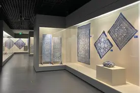 “布上有青花”，在嘉定赏蓝印花布本色之美图片