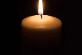 痛心！年仅43岁图片