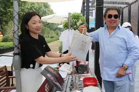 夏季音乐节“变形记”：B站UP主变身团长，团长客串志愿者图片