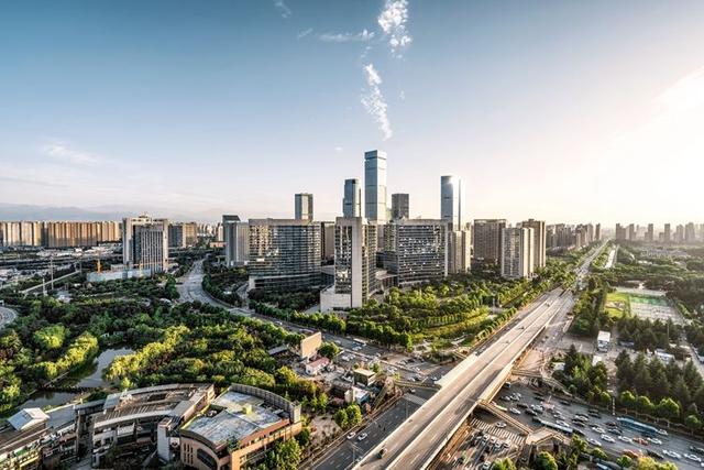 专家谈丨屈晓东：优化中小企业营商环境 建议从这四个方面入手