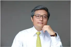 直通商学院攻略｜上海交大安泰经管学院院长陈方若：学科融合成未来财经人才培养大趋势图片