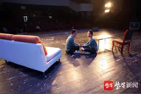 “双福兄弟”出演小品，脑瘫弟弟竟成残奥跳远冠军！110位残疾人用艺术传递正能量图片