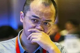王兴：让美团飞一会儿图片