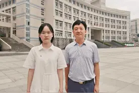 巴东一中文科生王欣悦录取总分为670分，兴趣广泛的土家妹娃选择了北大图片