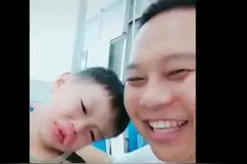 萌娃吃葡萄过敏肿成嘟嘟嘴，亲爹：虽然心疼但忍不住笑出了声图片