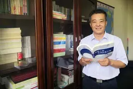 我与法制日报│精神的馈赠 无形的鞭策图片