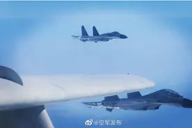 台军“忙坏”了！台媒：解放军战机凌晨1点半又现身台湾西南空域图片