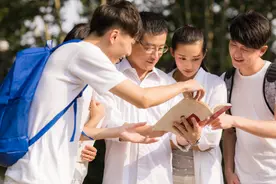 “黑客”能改高考分，交钱就包过？教育部提醒：别上当图片