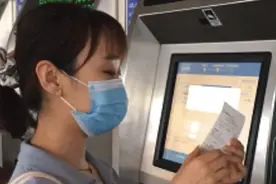 30秒｜实施电子客票后怎么查车厢座位号？以下7种方法了解一下视频封面