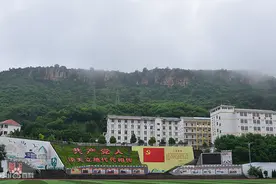 华坪女高本科上线率超90%，校长：与大城市相比还有不足图片