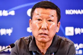 揭幕战重组防线阻击恒大，申花主帅崔康熙：每场都当决赛踢图片