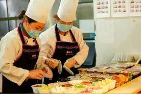 消费的B面｜点外卖，年轻人是认真的图片