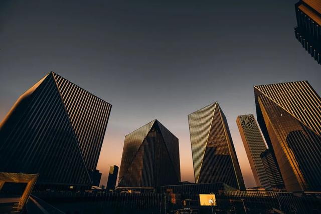 打造“3.0”城市模版，上海、成都都交出升级答卷