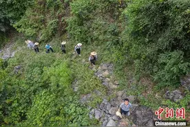 广西“95后”壮族女孩的脱贫求学路图片