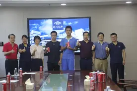 深圳实验学校高中部喜报：全省理科屏蔽生3人，文科前50名2人图片